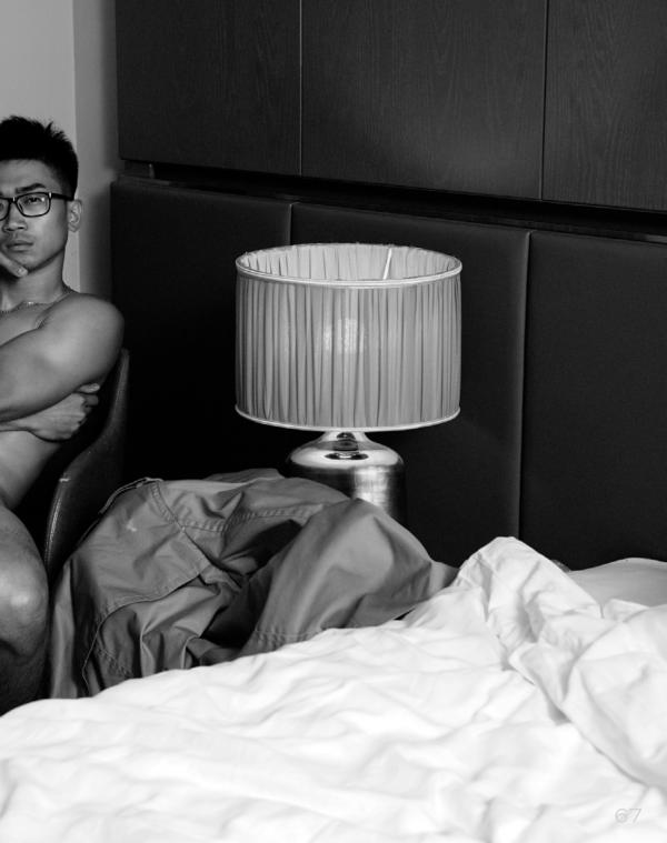 QM-3.2-暗黑-Kayson-4手聯彈噴發-Exclusive-Issue